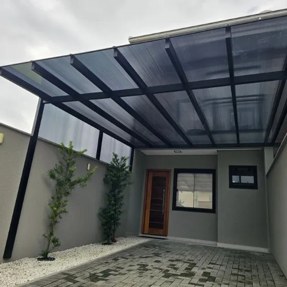 Pergolado Fixo de Ferro em Porto Ferreira SP — Cobertura com estrutura metálica reforçada
